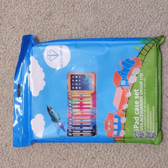 Aceguarder iPad case set - Picture 3 of 4